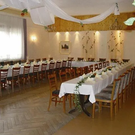 Hotel-restaurant Alter Krug Каллинхен