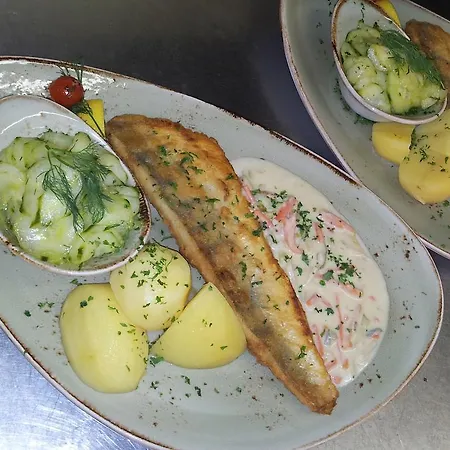 Hotel-restaurant Alter Krug Отель Каллинхен