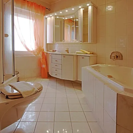 Hotel-restaurant Alter Krug 3*