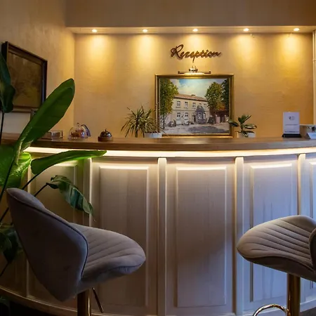 Hotel-restaurant Alter Krug Hotell Kallinchen