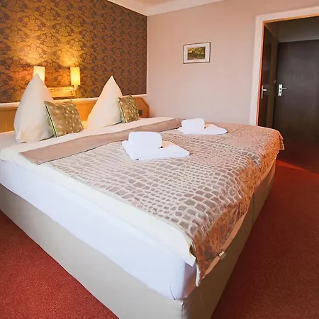 Hotel-restaurant Alter Krug Hotel Kallinchen