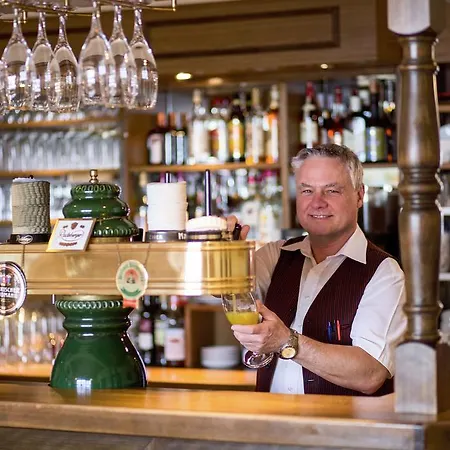 Hotel-restaurant Alter Krug Отель Каллинхен