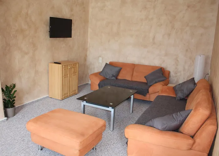 Hotel-restaurant Alter Krug 호텔 Kallinchen